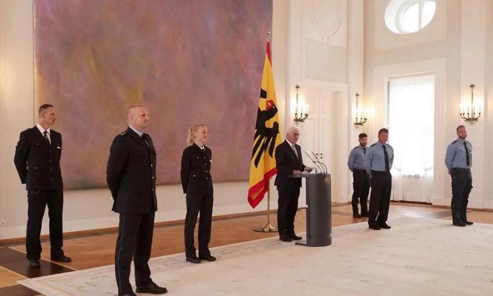 Σοκ στο Βερολίνο από την παρολίγον επιδρομή στη Βουλή